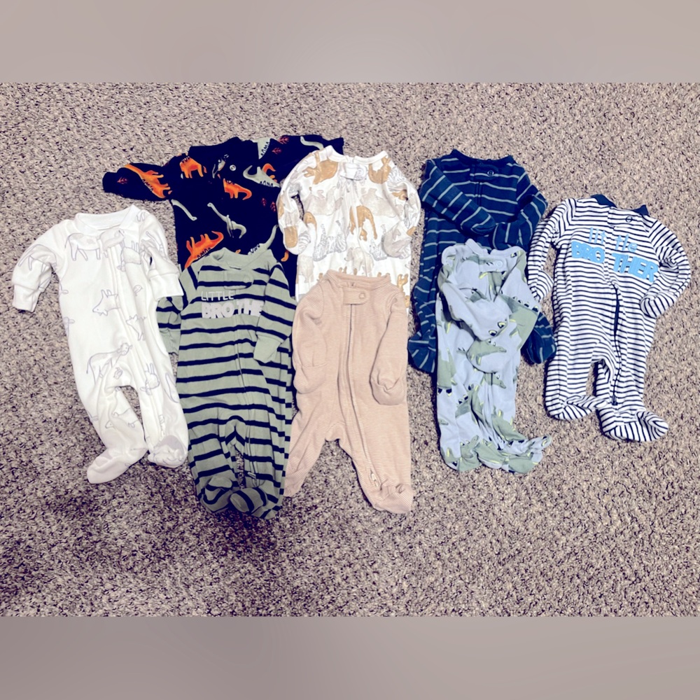 8 preemie sleeper/pjs for boy